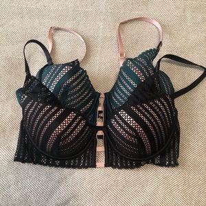 NWT Victoria’s Secret Bras 34C